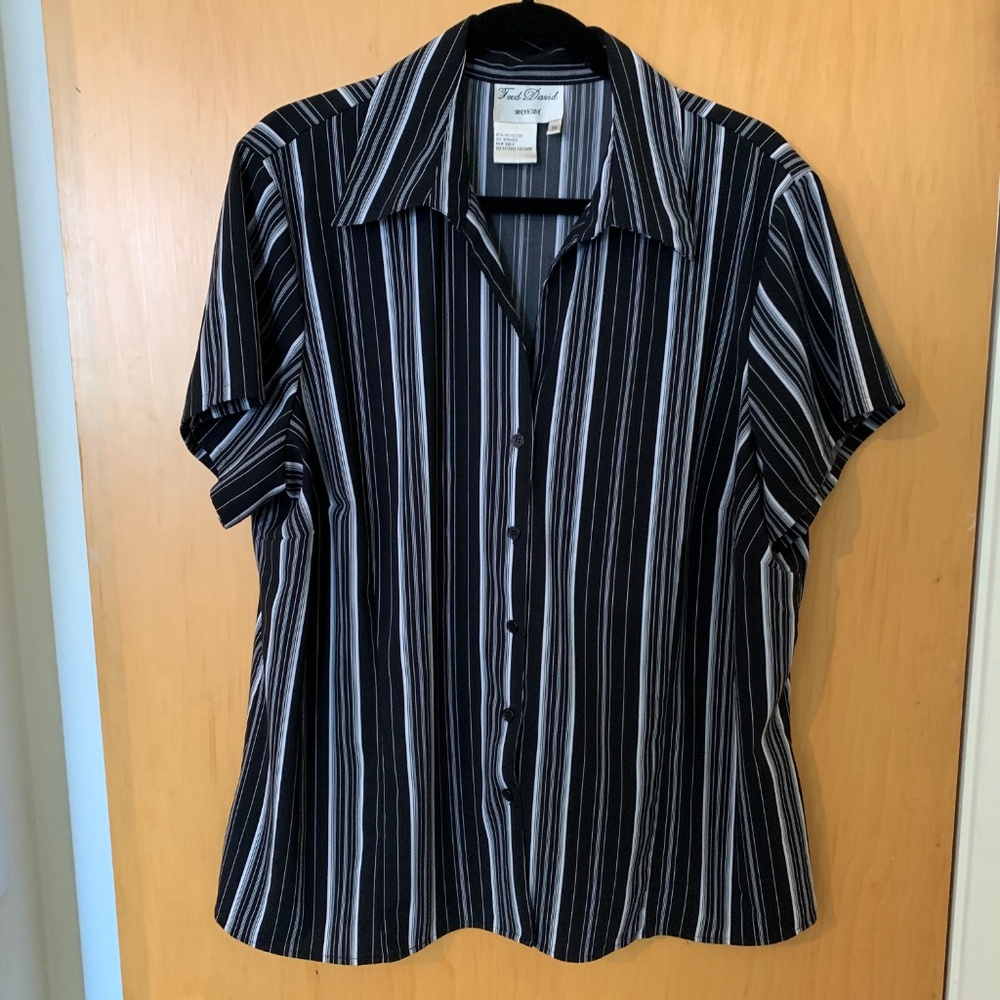 Fred David Woman Button up Blouse 1X
